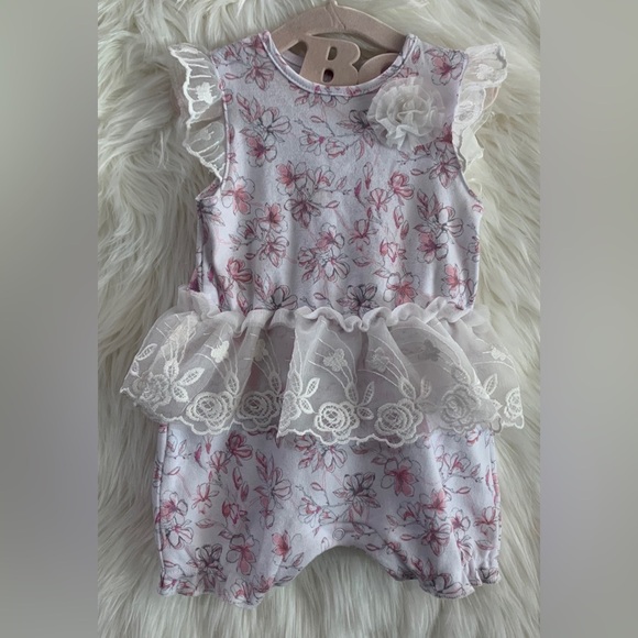 Laura Ashley baby Other - Laura Ashley baby - Floral tutu romper (Size 6-9m)
